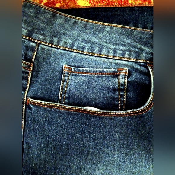 FADED GLORY Women's Plus Size 26W Ankle Med Wash Blue Jeans Straight Leg Stretch - Picture 4 of 7